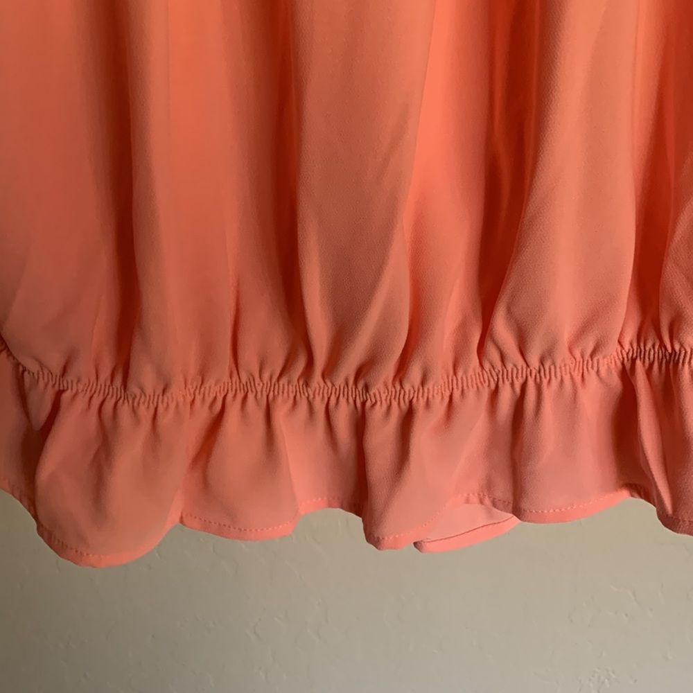 Women’s On or Off the Shoulder Blouse - Picture 4 of 8